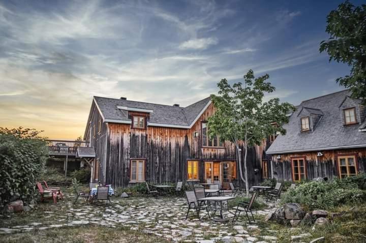 Auberge Le P'Tit Bonheur Saint-Laurent-de-l'ile d'Orleans المظهر الخارجي الصورة