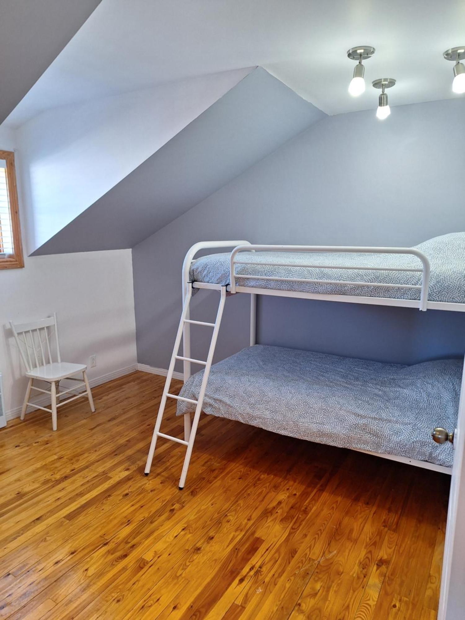 Auberge Le P'Tit Bonheur Saint-Laurent-de-l'ile d'Orleans المظهر الخارجي الصورة