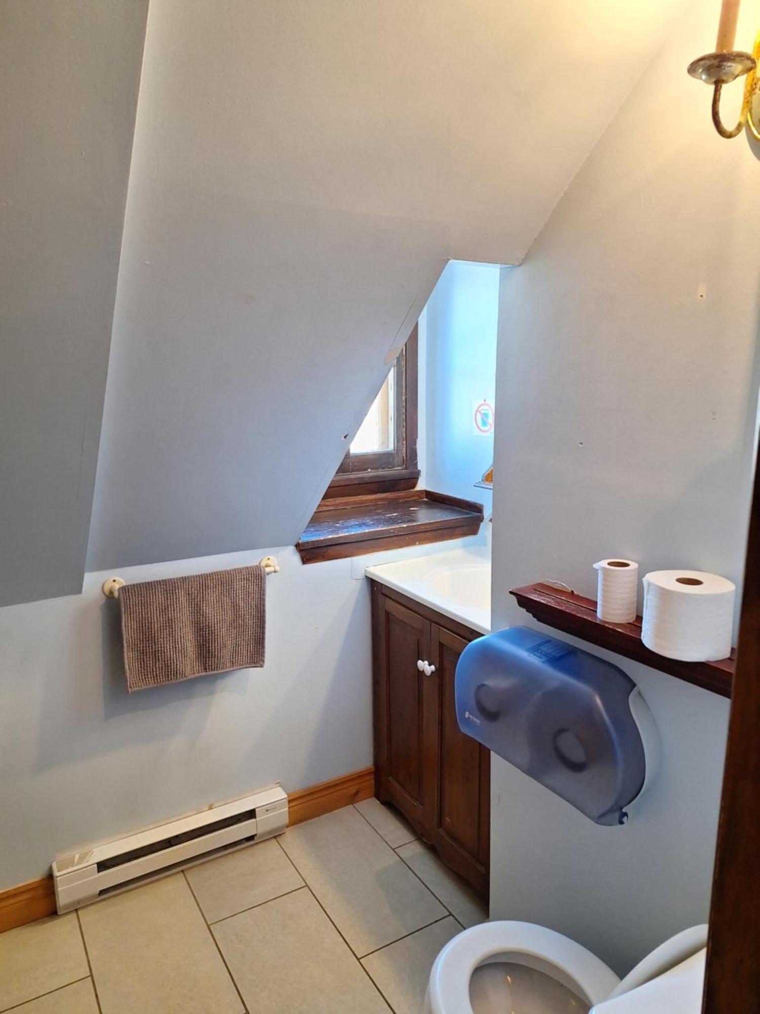 Auberge Le P'Tit Bonheur Saint-Laurent-de-l'ile d'Orleans المظهر الخارجي الصورة