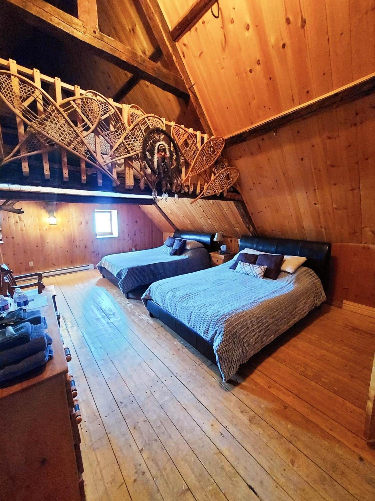 Auberge Le P'Tit Bonheur Saint-Laurent-de-l'ile d'Orleans المظهر الخارجي الصورة