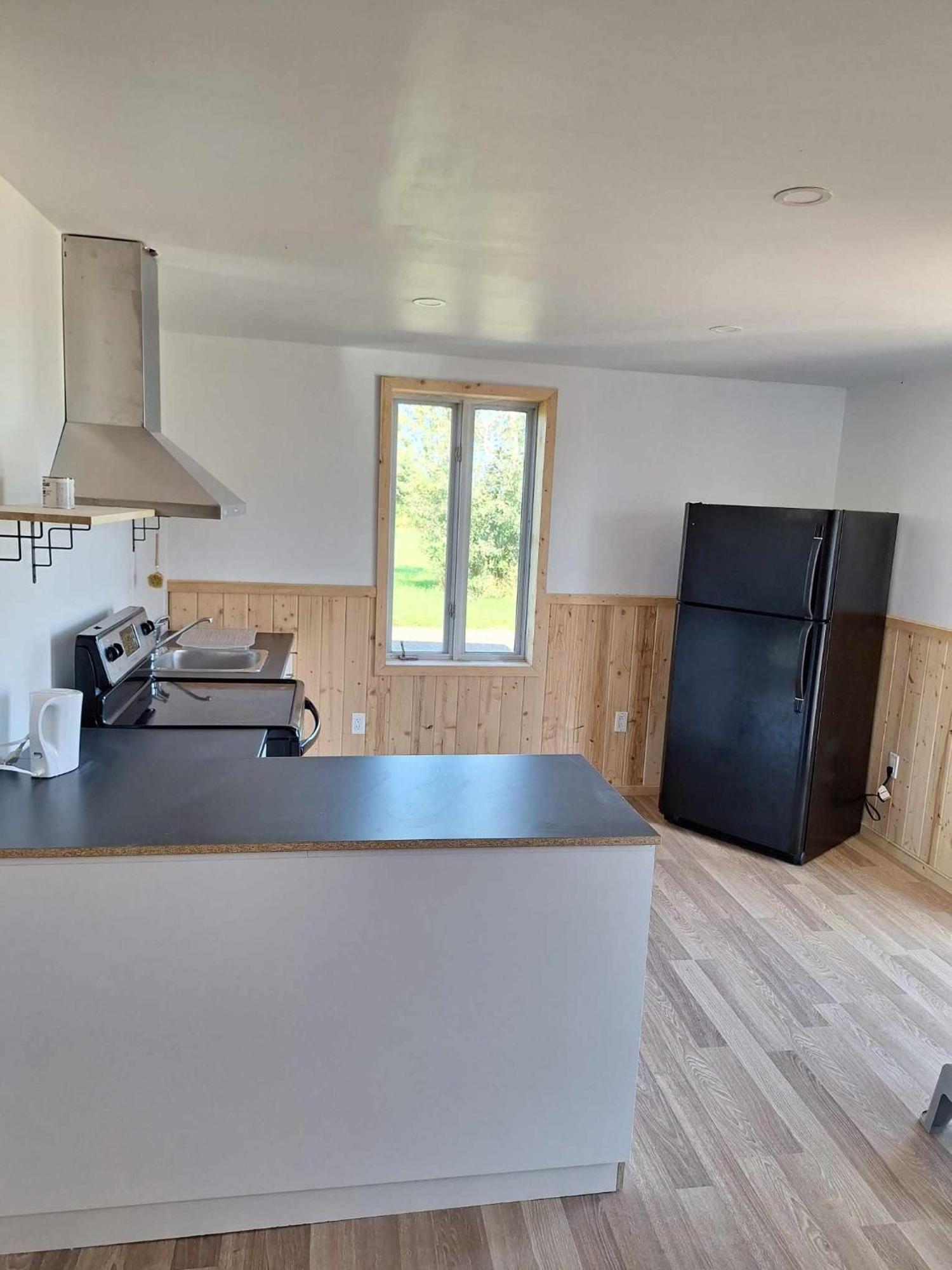 Auberge Le P'Tit Bonheur Saint-Laurent-de-l'ile d'Orleans المظهر الخارجي الصورة