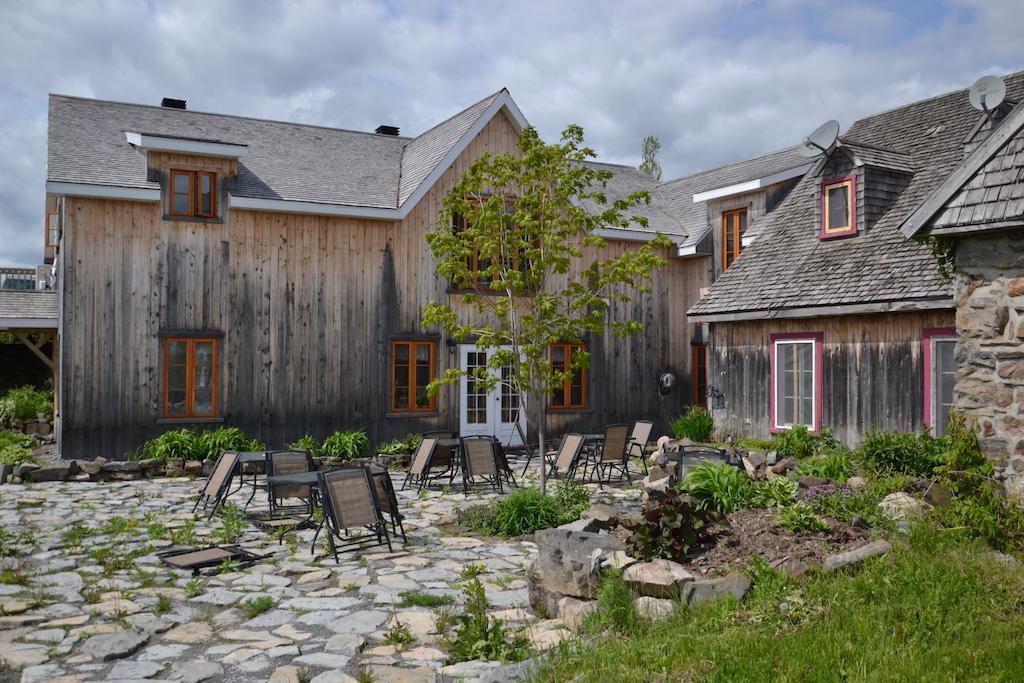 Auberge Le P'Tit Bonheur Saint-Laurent-de-l'ile d'Orleans المظهر الخارجي الصورة
